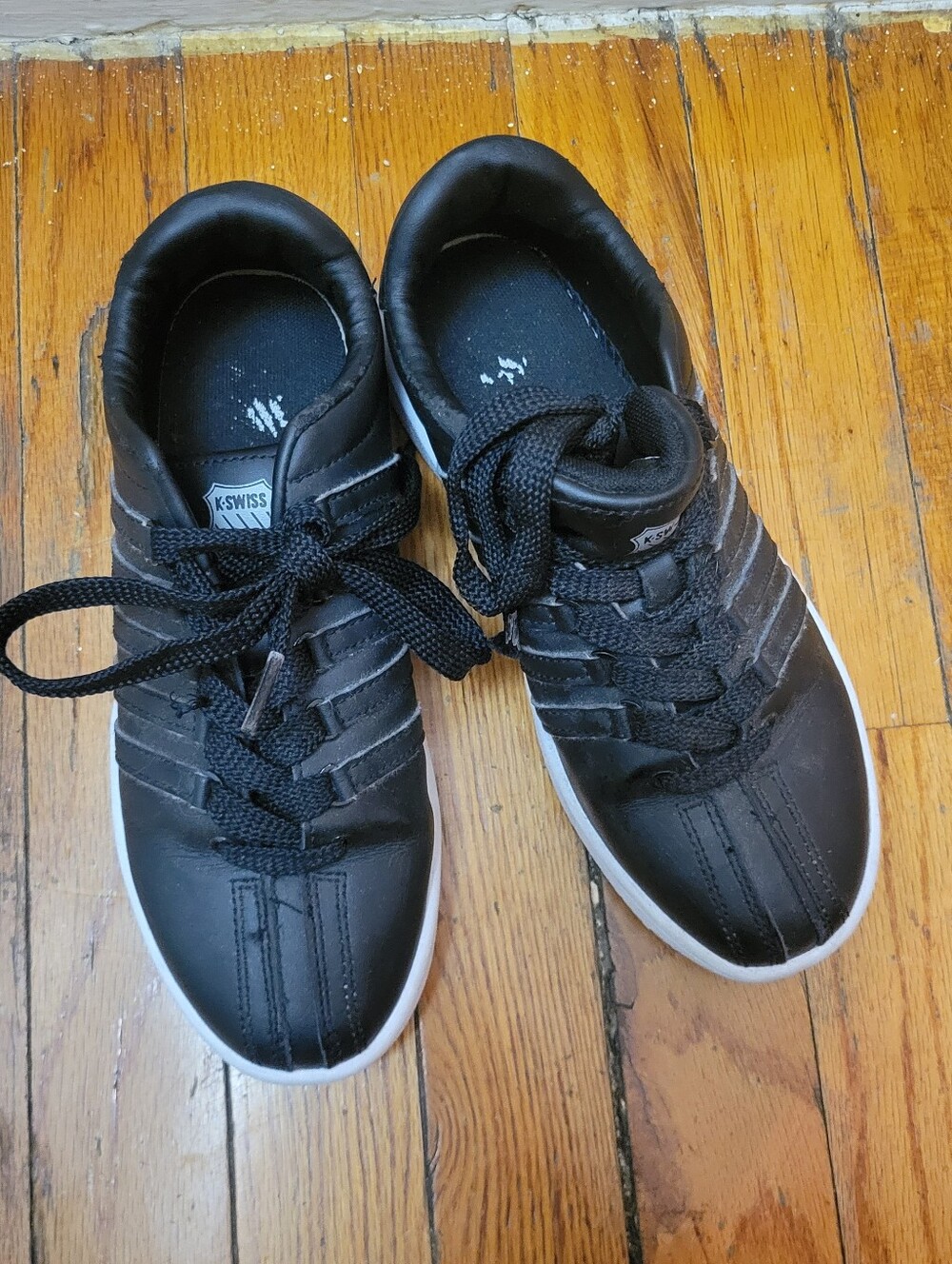 K-Swiss Classic VN Black White Leather‎ Sneakers Kids Size 4 Women 5.5